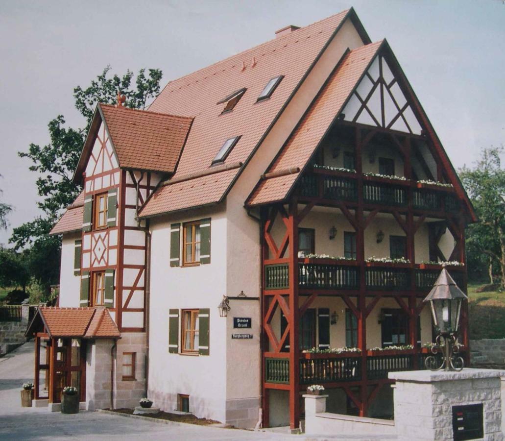 Hotel Goldener Hirsch Burgthann Exterior foto